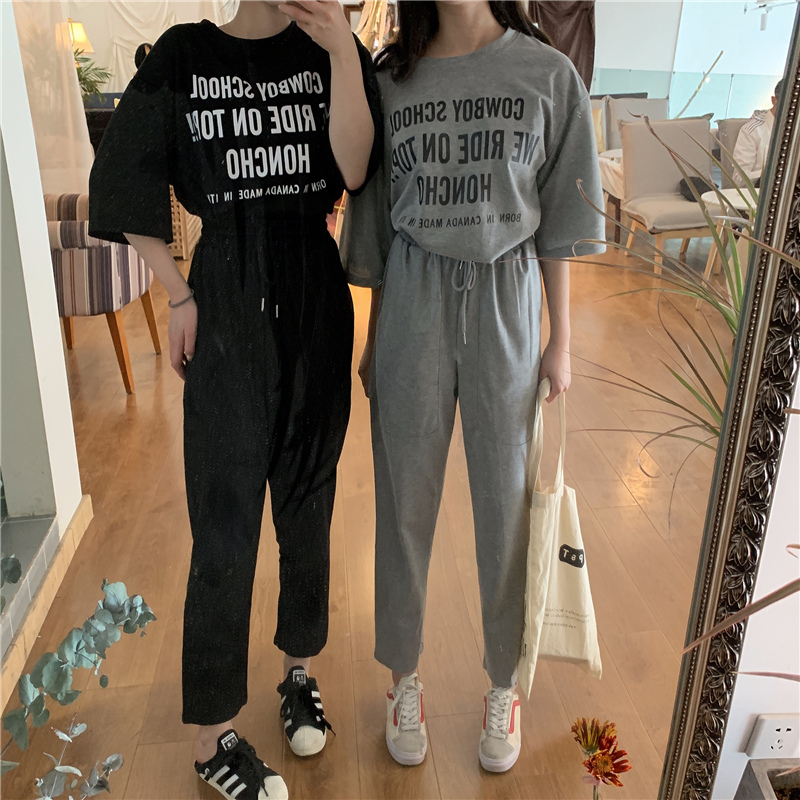 2021 New Women Letter Print Piece Defines O-neck T-shirt Mode Women's Wear Outfit Elven Clothes HLMR, Red
2021 New Women Letter Print Piece Defines O-neck T-shirt Mode Women's Wear Outfit Elven Clothes HLMR, Red