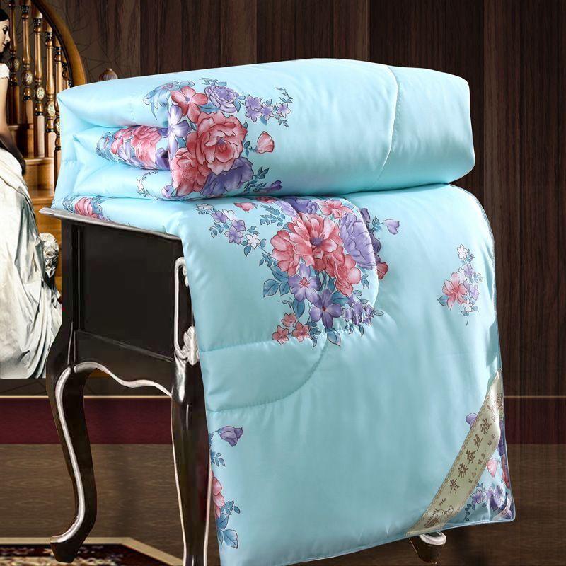 Nordic Silk Quilt Gift Quilt Cool in Summer Air-conditioning Single and Double Mattress Warm and Thick in Winter
Nordic Silk Quilt Gift Quilt Cool in Summer Air-conditioning Single and Double Mattress Warm and Thick in Winter
