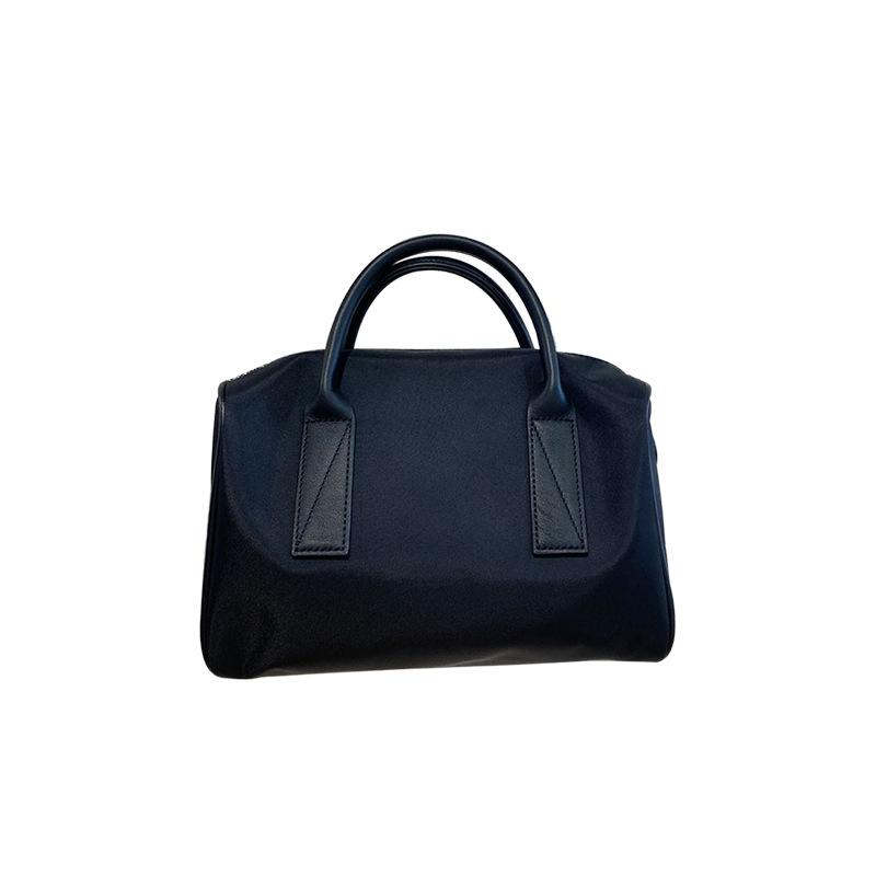 Vintage Crossbody Bags for Women 2020 Casual Tote Designer Luxury Handbags Waterproof Cloth Shoulder Bag Black Ladies Bag
Vintage Crossbody Bags for Women 2020 Casual Tote Designer Luxury Handbags Waterproof Cloth Shoulder Bag Black Ladies Bag