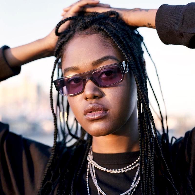 Sunglasses Retro Rock Trendy For Women Insta Street Fashion Ladies Sun Glasses Square Glamour Designer Shades
Sunglasses Retro Rock Trendy For Women Insta Street Fashion Ladies Sun Glasses Square Glamour Designer Shades