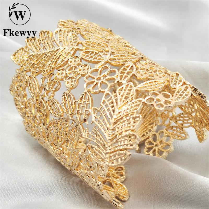 Bangle Fkewyy Luxury Bracelets For Women Punk Accessories Designer Weave Jewelry Retro Cuff Relief Geometry
Bangle Fkewyy Luxury Bracelets For Women Punk Accessories Designer Weave Jewelry Retro Cuff Relief Geometry