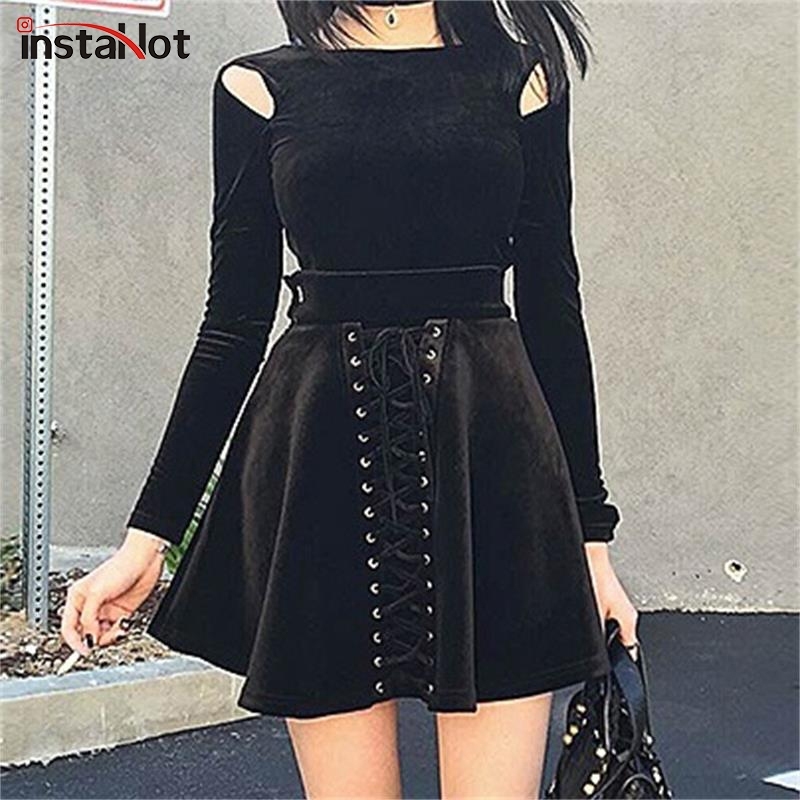InstaHot Black Velvet Gothic Lace Up Skirts Women Spring Ruched 2 Piece Set Lady High Waist Mini Skirts Punk Streetwear New Y200326, Black top
InstaHot Black Velvet Gothic Lace Up Skirts Women Spring Ruched 2 Piece Set Lady High Waist Mini Skirts Punk Streetwear New Y200326, Black top