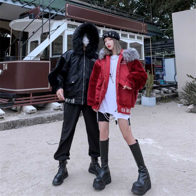 2020 new winter loose hooded big fur collar coat ethnic style men and women cotton trench coat 20SS, Black
2020 new winter loose hooded big fur collar coat ethnic style men and women cotton trench coat 20SS, Black