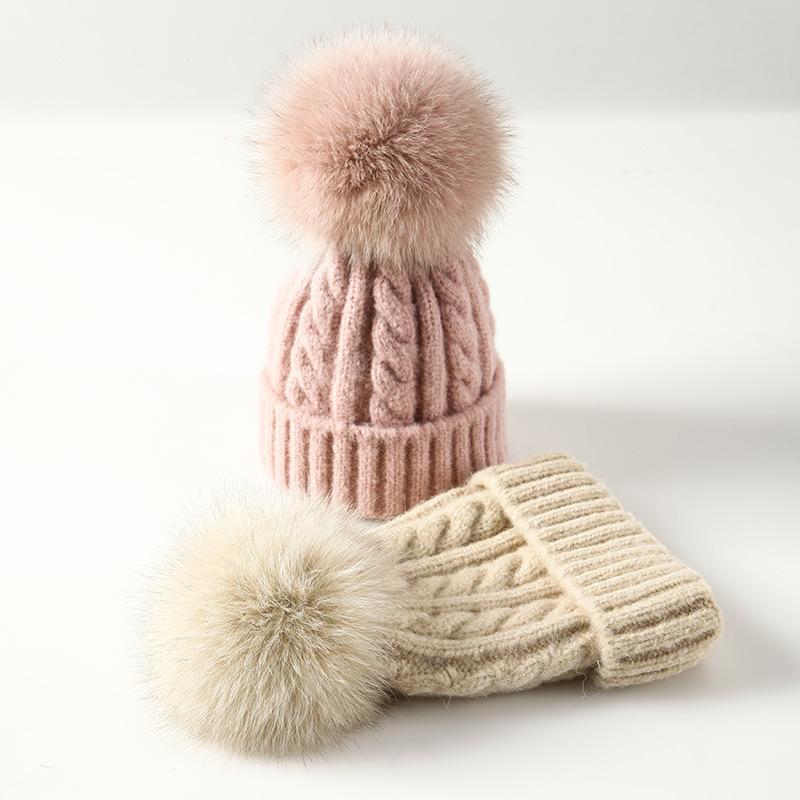 202011-xi-ang-maytaichao winter warm snow big real pompon lady Skullies Beanies cap women outdoor leisure hat, White
202011-xi-ang-maytaichao winter warm snow big real pompon lady Skullies Beanies cap women outdoor leisure hat, White
