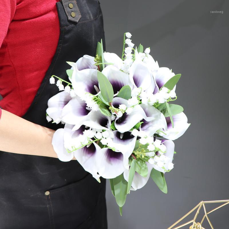 INDIGO-White Convallaria Bouquet Purple Heart Calla Bride Wedding Bouquet Plastic Flower Event Decoration Table Centerpiece1, 1 bouquet
INDIGO-White Convallaria Bouquet Purple Heart Calla Bride Wedding Bouquet Plastic Flower Event Decoration Table Centerpiece1, 1 bouquet
