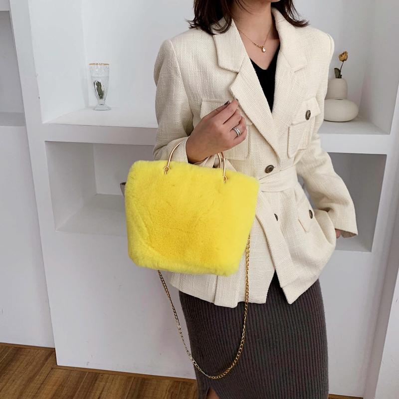 Casual Simple Women Solid Color Shoulder Underarm Bags Autumn Fashion Plush Soft Fluffy Large Capacity Female Shoulder Handbags, Black
Casual Simple Women Solid Color Shoulder Underarm Bags Autumn Fashion Plush Soft Fluffy Large Capacity Female Shoulder Handbags, Black