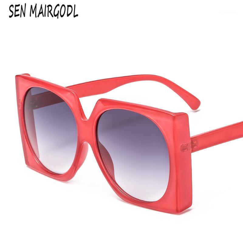 Fashion Designer Oval mirror sunglasses women 2020 high quality Big Framed red Sun Glasses men glasses gafas sol1
Fashion Designer Oval mirror sunglasses women 2020 high quality Big Framed red Sun Glasses men glasses gafas sol1