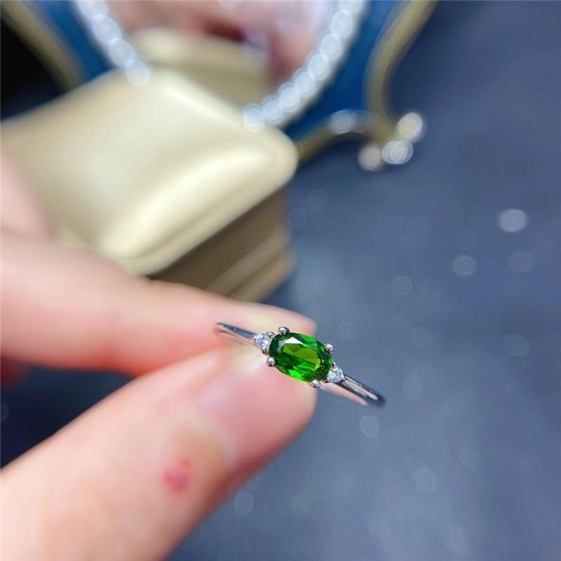 925 silver diopside ring natural chrome 4*6mm natural chrome diopside free jewelry box birthday gift for girl
925 silver diopside ring natural chrome 4*6mm natural chrome diopside free jewelry box birthday gift for girl