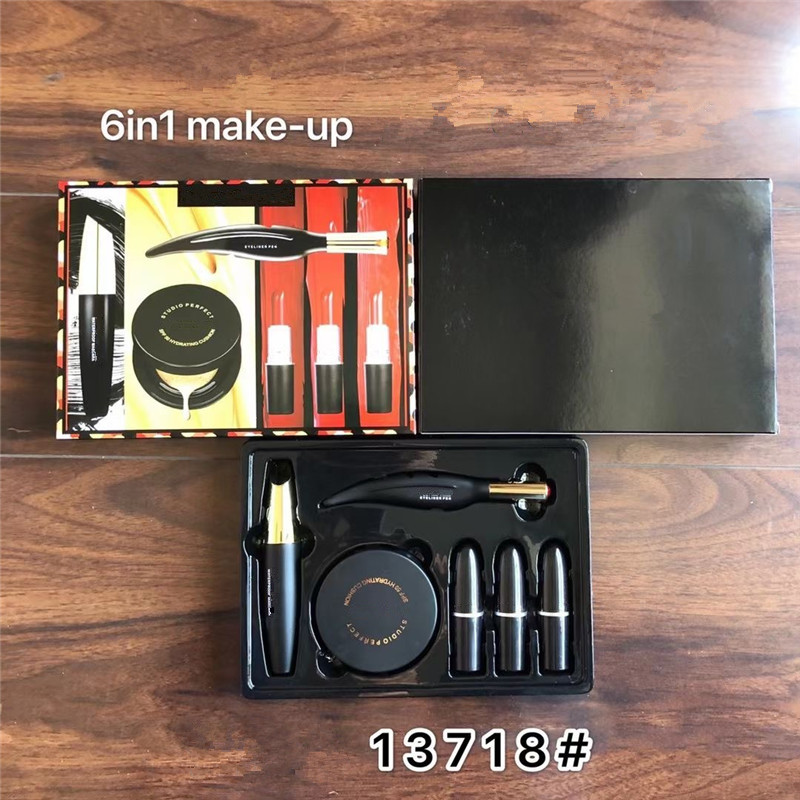 Christmas Gift Look In A Box Makeup Set 6 in 1 Cosmetic Kit Matte lipstick Air Cushion Eyeliner Mascara Sets
Christmas Gift Look In A Box Makeup Set 6 in 1 Cosmetic Kit Matte lipstick Air Cushion Eyeliner Mascara Sets