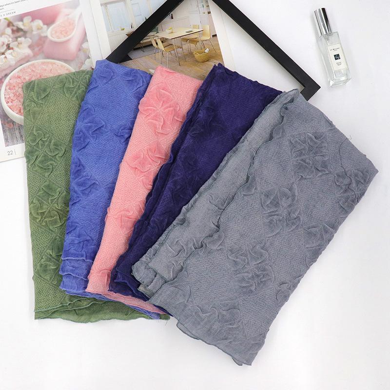 2021 Autumn Cotton Wrinkle Flower Scarves Shawls Women Soft Muslim Crumple Crinkle Scarf Solid Color Hijab 4 Color Free Shipping
2021 Autumn Cotton Wrinkle Flower Scarves Shawls Women Soft Muslim Crumple Crinkle Scarf Solid Color Hijab 4 Color Free Shipping