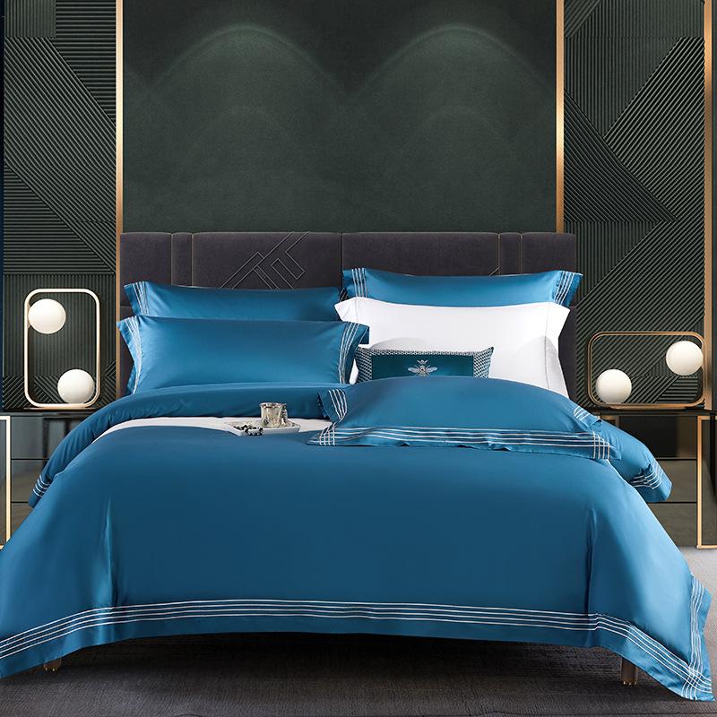 New Bedroom Four-piece Bed Linen Set Winter Thick Warmth Solid Color Satin Duvet Cover Fashion Simple Family Hotel Bedding Set
New Bedroom Four-piece Bed Linen Set Winter Thick Warmth Solid Color Satin Duvet Cover Fashion Simple Family Hotel Bedding Set