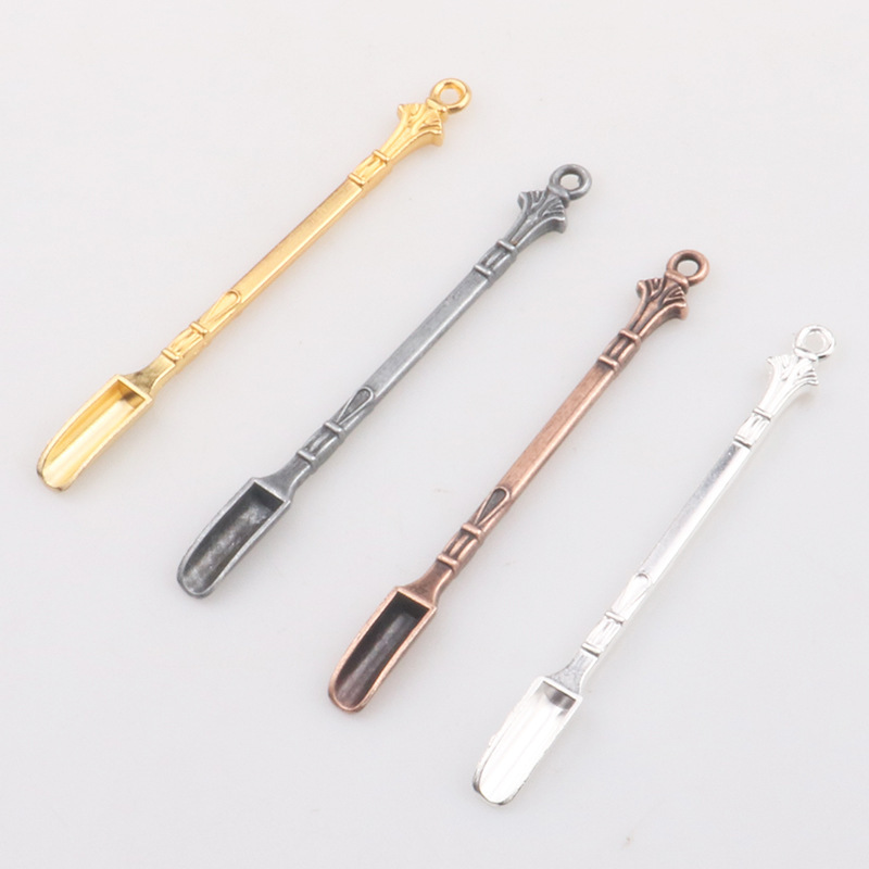 Newest Metal Mini Shovel Spoon Easy Carry Mini Powder Scoop Hookah Shisha Smoking Pipe Snuff Accessories Multiple Uses
Newest Metal Mini Shovel Spoon Easy Carry Mini Powder Scoop Hookah Shisha Smoking Pipe Snuff Accessories Multiple Uses