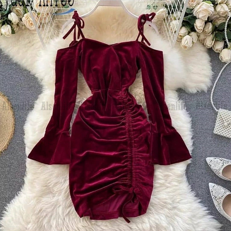 Sexy robe de soiree Short Cocktail Party Gowns Long Sleeves Off Shoulder Velvet Formal Prom Evening Wear Night Club Dress