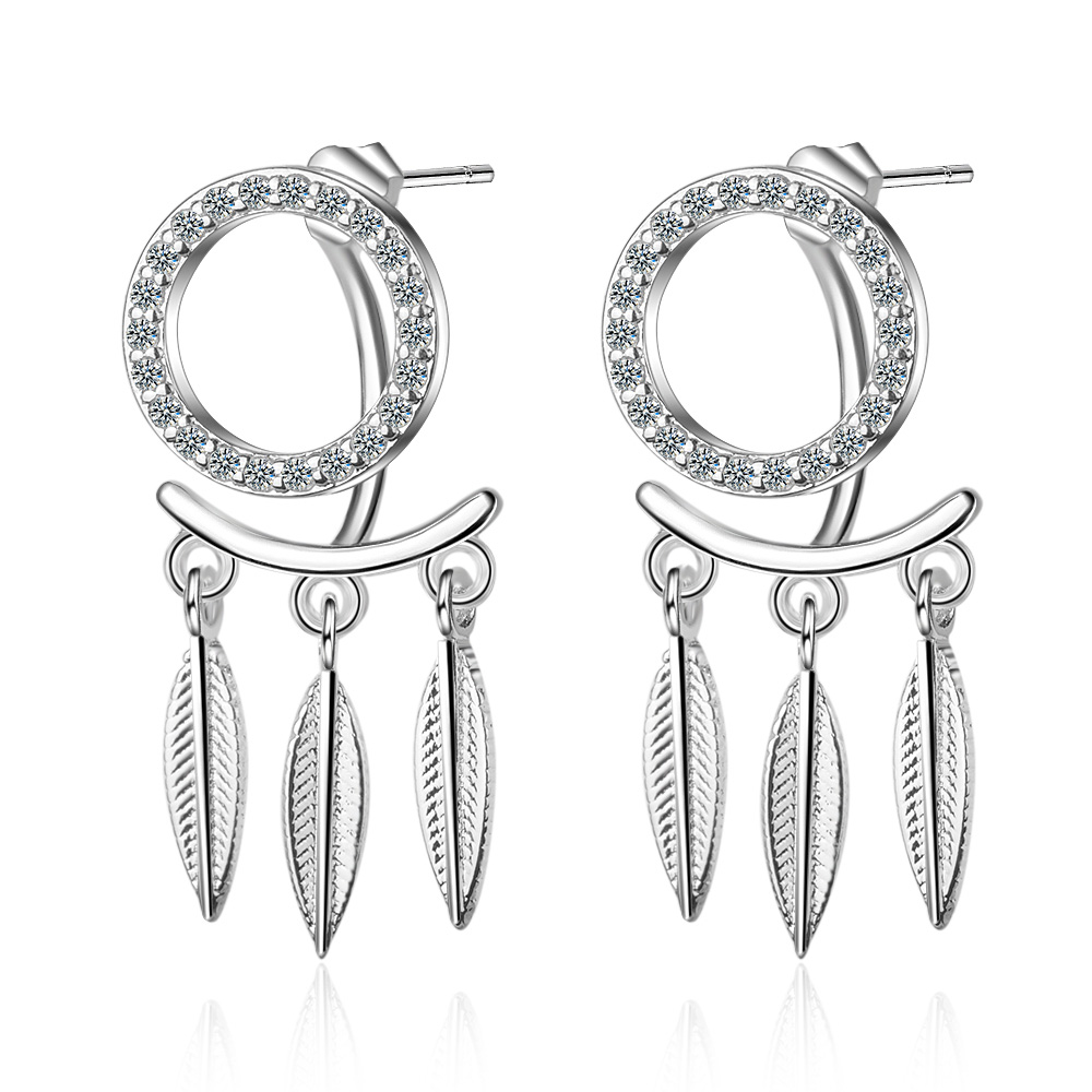 ED611 Ear-nail female Korean version sweet inlay dream net after hanging earnail short pendant temperament ear jewelry, Silver
ED611 Ear-nail female Korean version sweet inlay dream net after hanging earnail short pendant temperament ear jewelry, Silver