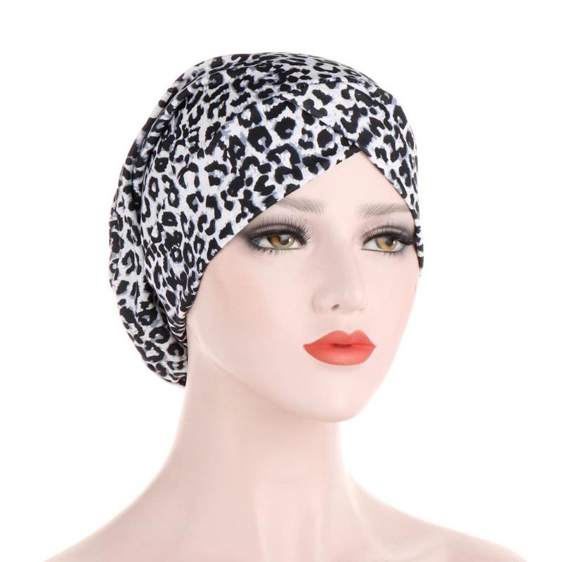 1PC Women India Hat Muslim Scarf Turban Head Cross Wrap Cap Summer Printing Chemo Hat Beanie Islam Stretch Turban Head L*5
1PC Women India Hat Muslim Scarf Turban Head Cross Wrap Cap Summer Printing Chemo Hat Beanie Islam Stretch Turban Head L*5