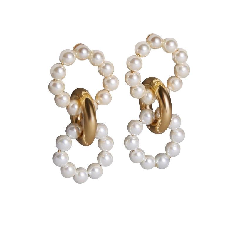 Golden Pearl Earrings New Fashion Vintage Korean Hoop Round Circle Pendient Sweet Stud Earring For Women 2020 2020 Jewelry Gift
Golden Pearl Earrings New Fashion Vintage Korean Hoop Round Circle Pendient Sweet Stud Earring For Women 2020 2020 Jewelry Gift