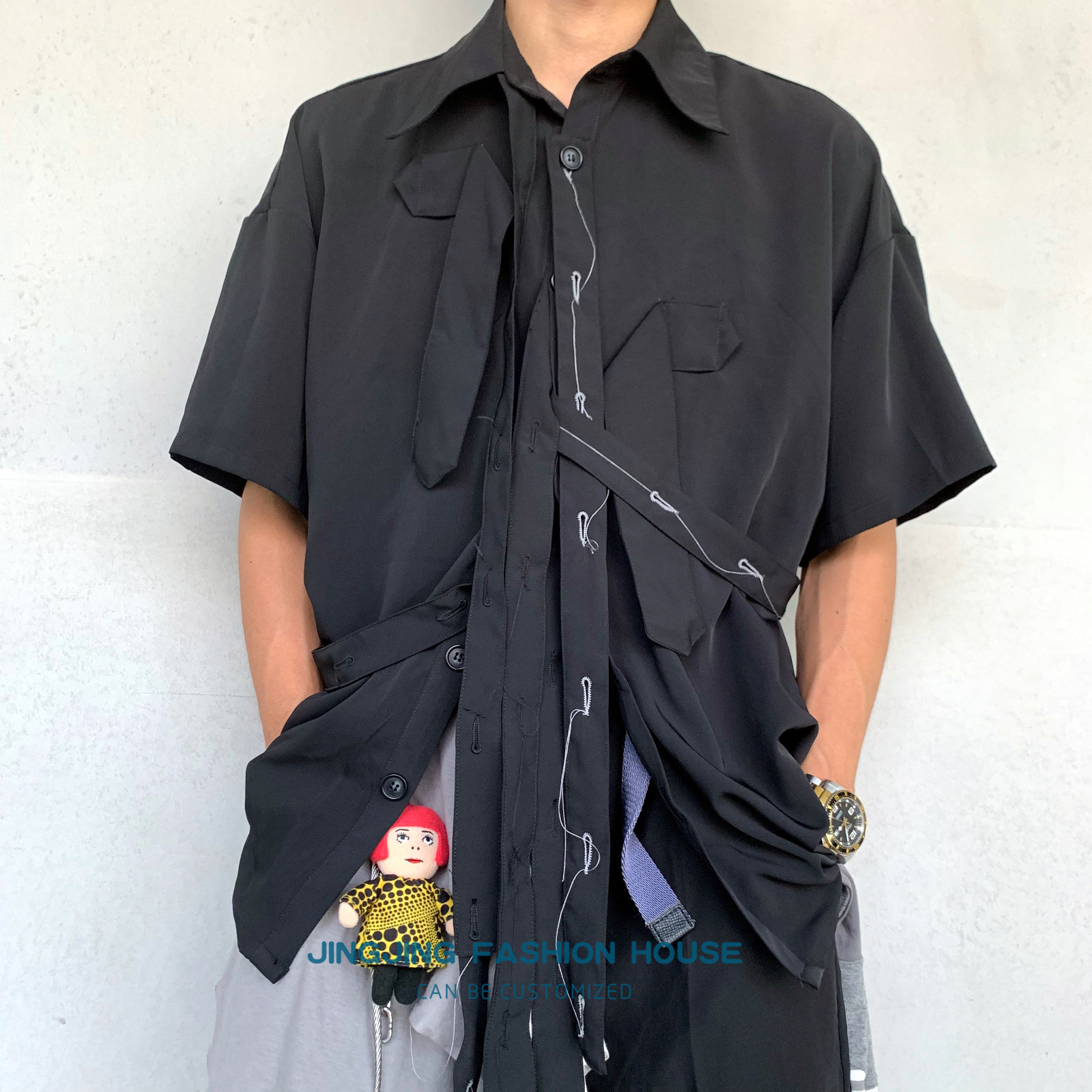 2021 New Function Lets Streamer Drift with Rope Short Sleeve Shirt Casual Black Style Original Male Female Design MBVR
2021 New Function Lets Streamer Drift with Rope Short Sleeve Shirt Casual Black Style Original Male Female Design MBVR