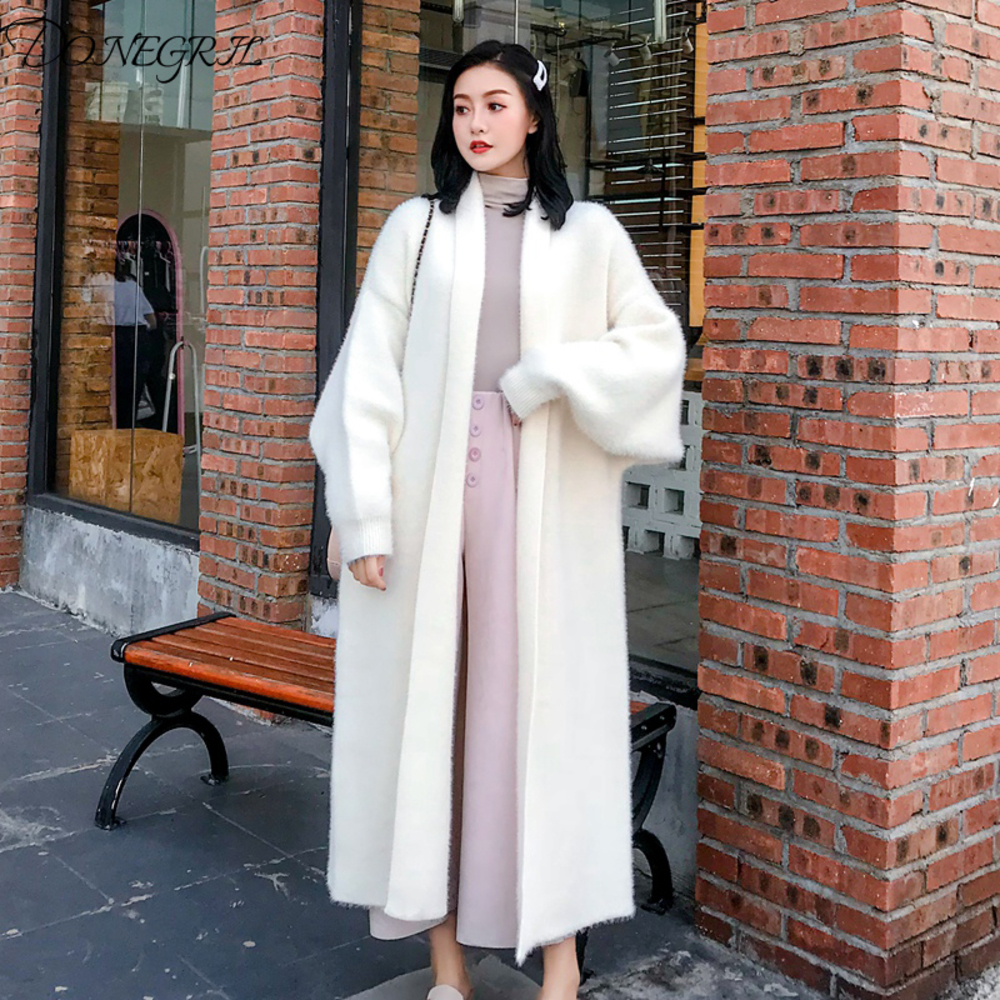 2020 Autumn Winter Women Soft Cashmere Mink Long Sweater Fashion Loose Casual Oversized Cardigan Thick Warm Wool Knitted Coats, Black
2020 Autumn Winter Women Soft Cashmere Mink Long Sweater Fashion Loose Casual Oversized Cardigan Thick Warm Wool Knitted Coats, Black