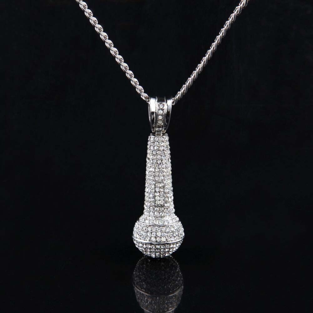 Iced Hip Hop Out Microphone Pendant Glue Two Colours Strass Necklace for Man/woman Fashion Jewelry Qc67
Iced Hip Hop Out Microphone Pendant Glue Two Colours Strass Necklace for Man/woman Fashion Jewelry Qc67