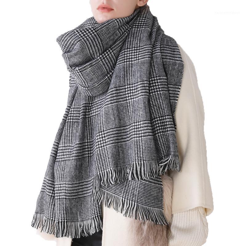Scarves Women Autumn And Winter Scarf Black White Classic Cashmere Plaid Scarfs Female Shawl Fashion1 
Scarves Women Autumn And Winter Scarf Black White Classic Cashmere Plaid Scarfs Female Shawl Fashion1