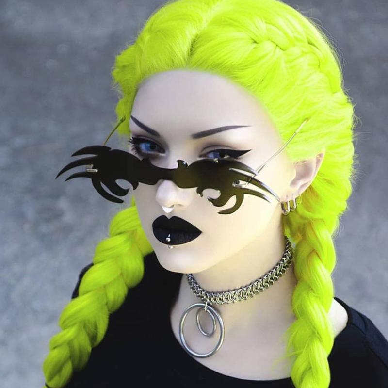 QPeClou 2021 New Fashion Funny Crab Sunglasses Women Vintage One Piece Punk Sun Glasses Men Rimless Party Shades For Female
QPeClou 2021 New Fashion Funny Crab Sunglasses Women Vintage One Piece Punk Sun Glasses Men Rimless Party Shades For Female
