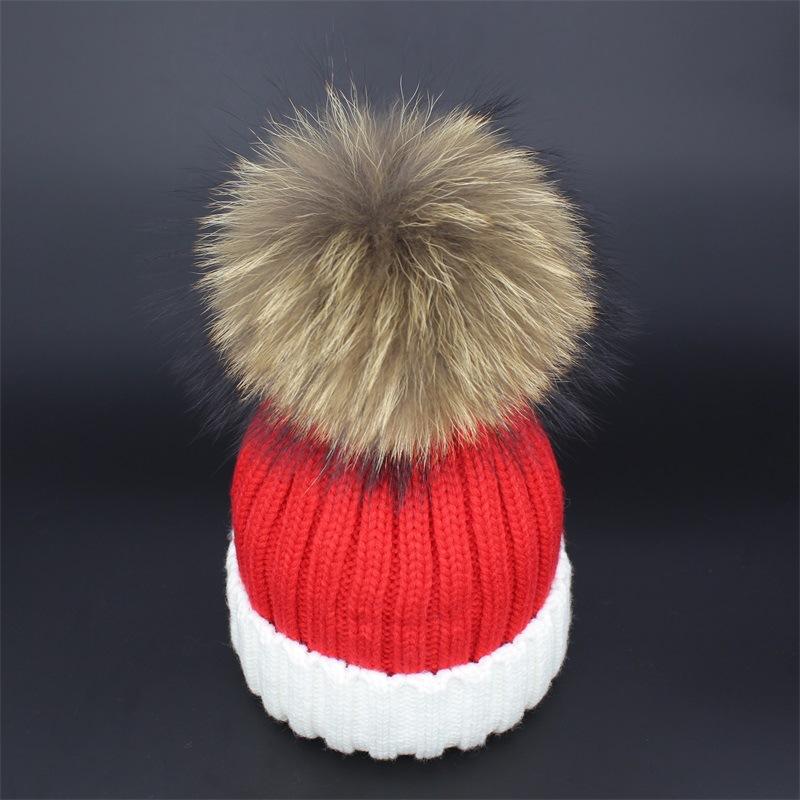 Parent-child woolen hat autumn and winter warm curling hat Korean version of the two-color women raccoon fur ball knitted, 06
Parent-child woolen hat autumn and winter warm curling hat Korean version of the two-color women raccoon fur ball knitted, 06