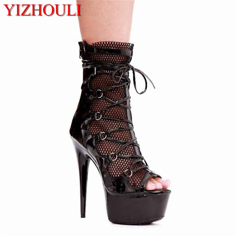 15cm PU imitation leather, black and thin high heels, chain sexy women's boots, women's autumn Summer short boots
15cm PU imitation leather, black and thin high heels, chain sexy women's boots, women's autumn Summer short boots