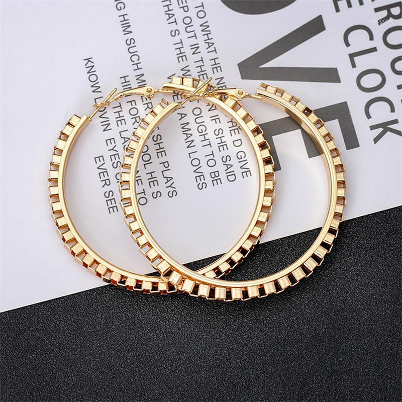 Hoop & Huggie 1Pair European Punk Earrings For Women Men Metal Big Woman Circle Earings Slope Womens Gift Jewelry Accessory E1361
Hoop & Huggie 1Pair European Punk Earrings For Women Men Metal Big Woman Circle Earings Slope Womens Gift Jewelry Accessory E1361