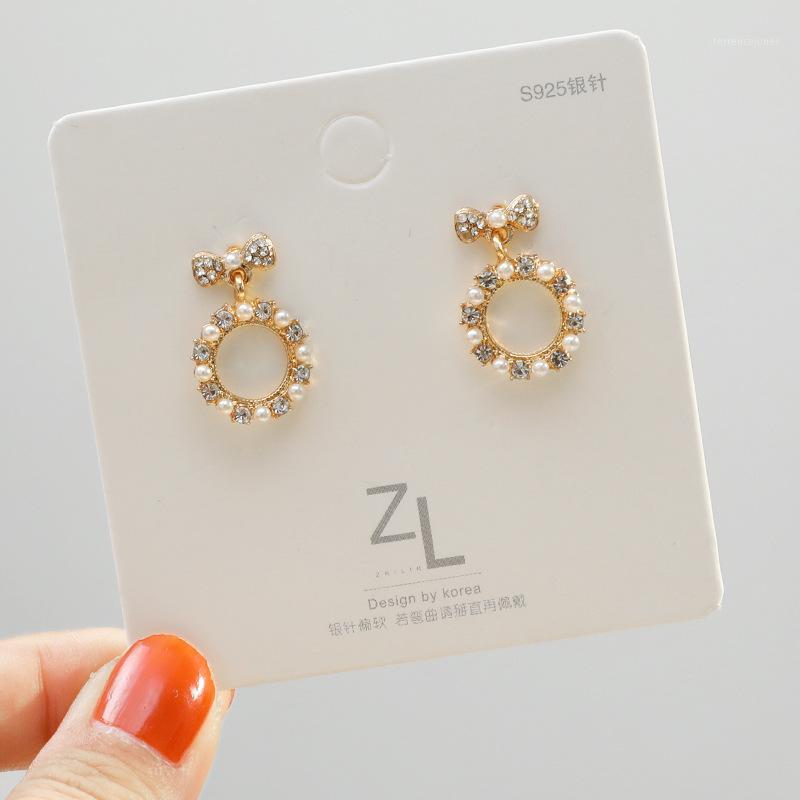 Stud Full Rhinestone Round Earrings For Girl Temperature Simple Style Circle Pendentes Fashion Boucle D Oreille1
Stud Full Rhinestone Round Earrings For Girl Temperature Simple Style Circle Pendentes Fashion Boucle D Oreille1