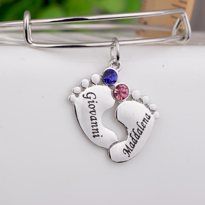 Baby Feet Bangle Custom Made Names & Birthstones Birthday Gift for Mom and Kids Can Drop Shipping YP3052
Baby Feet Bangle Custom Made Names & Birthstones Birthday Gift for Mom and Kids Can Drop Shipping YP3052