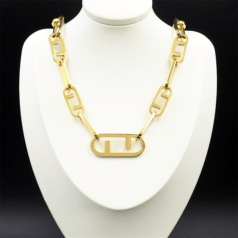 Trend Brands Necklaces Luxury Classic Designer Thick Chain Woman Wedding Party Jewelry Accessories High Quality Jewelrys Gold
Trend Brands Necklaces Luxury Classic Designer Thick Chain Woman Wedding Party Jewelry Accessories High Quality Jewelrys Gold