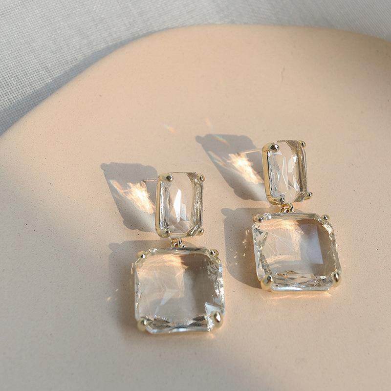 YANGLIUJIA Euramerican Fashion Geometric Squares Transparent Glass Earrings Female party wedding accessories jewelry gifts
YANGLIUJIA Euramerican Fashion Geometric Squares Transparent Glass Earrings Female party wedding accessories jewelry gifts