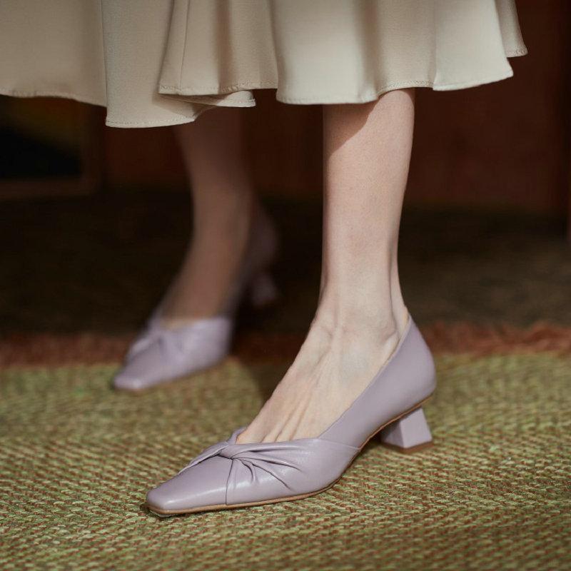 ZawsThia Genuine Natural Leather Purple Nude Pointed Toe Womans Shoes Med Heels 2021 Spring Office Lady Mature Sexy Women Pumps, Ivory
ZawsThia Genuine Natural Leather Purple Nude Pointed Toe Womans Shoes Med Heels 2021 Spring Office Lady Mature Sexy Women Pumps, Ivory