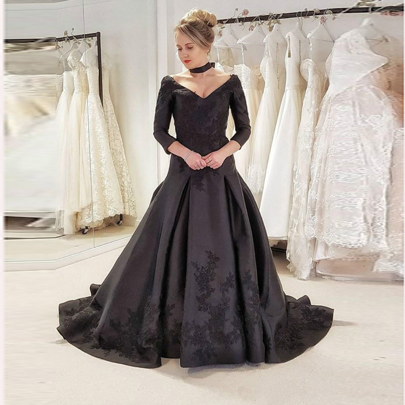 2021 New Deep Black Dress Low-cut V-shirts Dressed Newer Mari e Robes Wedding Gowns Three Quarters Sleeves ZHYW
2021 New Deep Black Dress Low-cut V-shirts Dressed Newer Mari e Robes Wedding Gowns Three Quarters Sleeves ZHYW