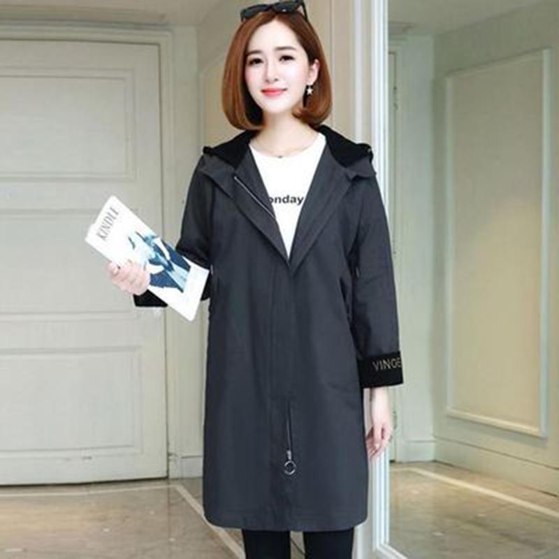 In the long section of the Korean version of spring autumn ladies windbreaker 2020 new loose wild large size coat women A45, Khaki
In the long section of the Korean version of spring autumn ladies windbreaker 2020 new loose wild large size coat women A45, Khaki