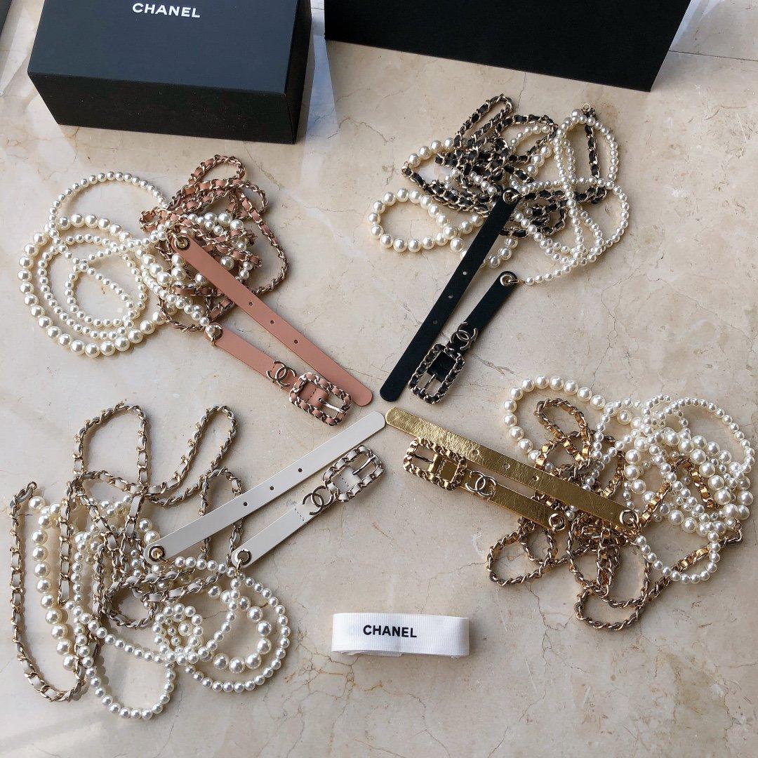 2021 hot Good quality Designer fashion ladies casual belts fashionable wild classic ladies belts how much to choose with box, Black;brown
2021 hot Good quality Designer fashion ladies casual belts fashionable wild classic ladies belts how much to choose with box, Black;brown
