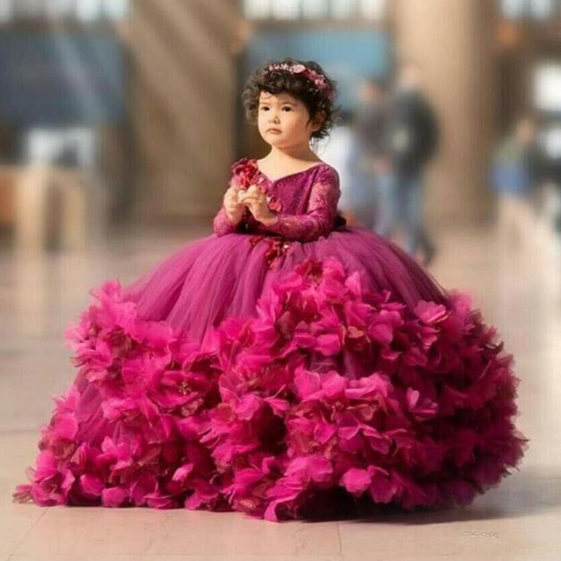 Puffy Ball Gown 3D Floral Flower Girls Dresses Floor Length 2022 V-neck Lace Long Sleeve Tulle Kids Communion Gowns Christening Wedding Party Dress Pr