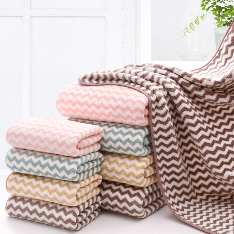 Household towels Cationic pineapple pattern towel bath towel set is soft and absorbent, does not shed hair and does not fade, Green
Household towels Cationic pineapple pattern towel bath towel set is soft and absorbent, does not shed hair and does not fade, Green