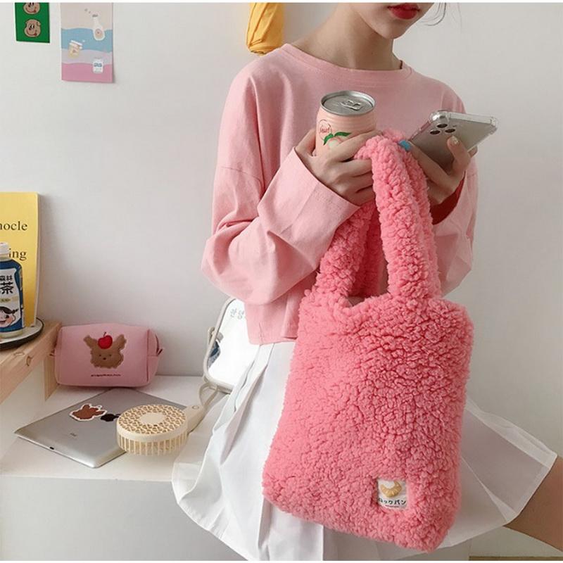Winter Wool Large Capacity Cute Simple Shopper Tote bags Fashion Women's bag Handbags 2021 new Shoulder Bags Female, Pink
Winter Wool Large Capacity Cute Simple Shopper Tote bags Fashion Women's bag Handbags 2021 new Shoulder Bags Female, Pink