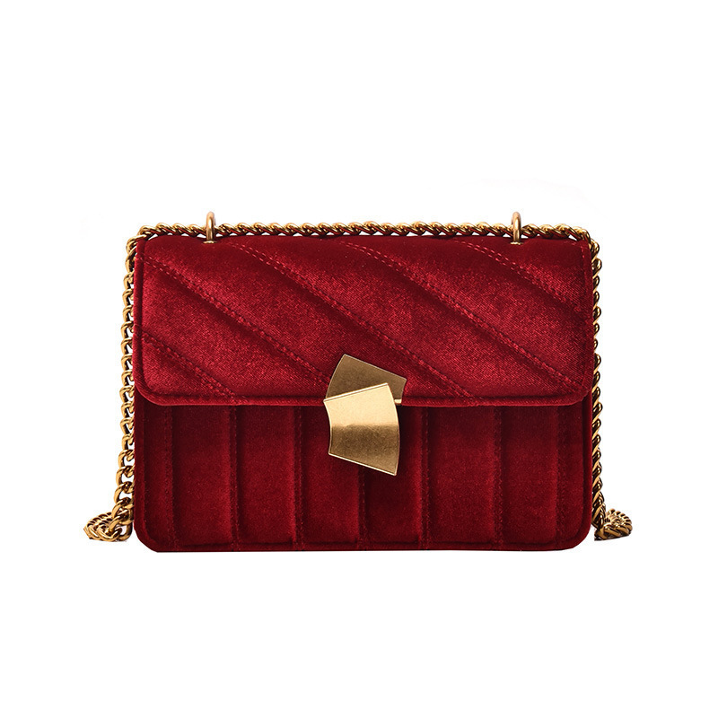 2022 New fashion Handbag Simple Messenger Bag Brand Designer Small square bags Female velvet Handbags Vintage single shoulder Wallet metal lock chain Bag, As picture
2022 New fashion Handbag Simple Messenger Bag Brand Designer Small square bags Female velvet Handbags Vintage single shoulder Wallet metal lock chain Bag, As picture