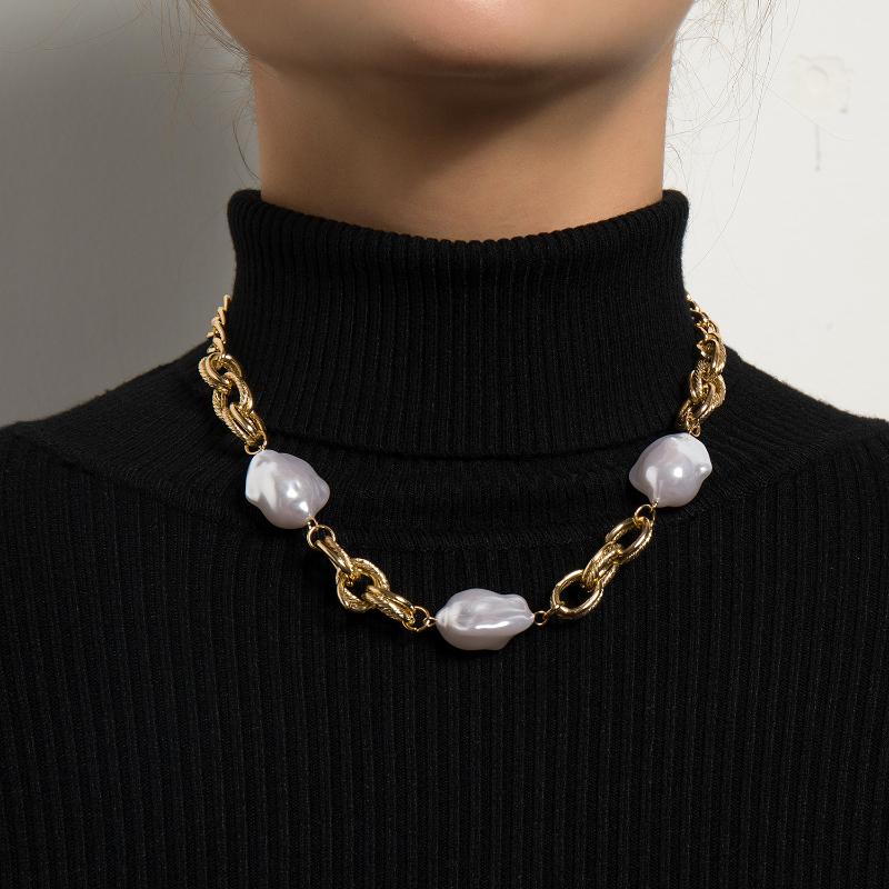 Chokers YPAY Minimalist Baroque Irregular Pearl Choker Necklace For Women Patchwork Cuban Chains Necklaces 2021 Fashion Collar Jewelry
Chokers YPAY Minimalist Baroque Irregular Pearl Choker Necklace For Women Patchwork Cuban Chains Necklaces 2021 Fashion Collar Jewelry