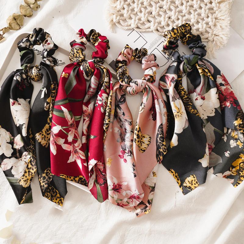 Boho Vintage Long Print Rubber Trendy Leopard Flower Scarf Hair Scrunchies For Women Elastic Hair Tie Band Accessories
Boho Vintage Long Print Rubber Trendy Leopard Flower Scarf Hair Scrunchies For Women Elastic Hair Tie Band Accessories