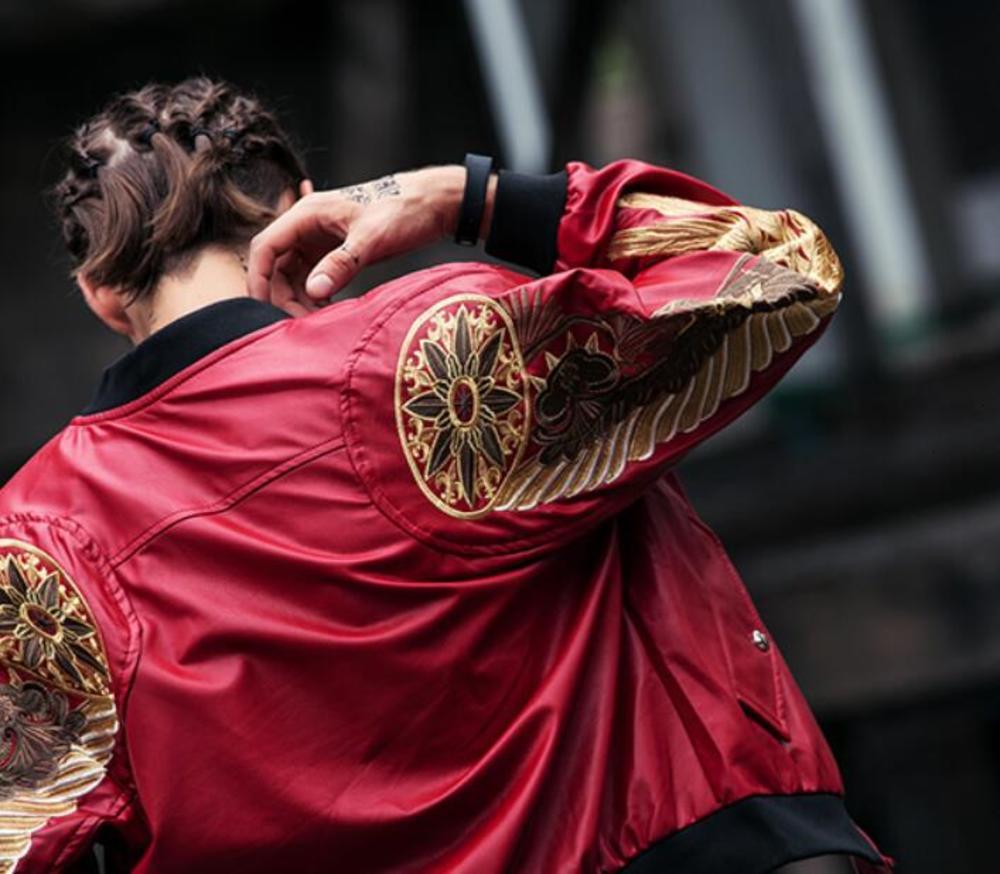 2020 New Gold Wings Embroidery Punk motorcycle Slim Coat Mens leather biker jacket fur for Bomber faux Red Black Outwear Free shipping
2020 New Gold Wings Embroidery Punk motorcycle Slim Coat Mens leather biker jacket fur for Bomber faux Red Black Outwear Free shipping