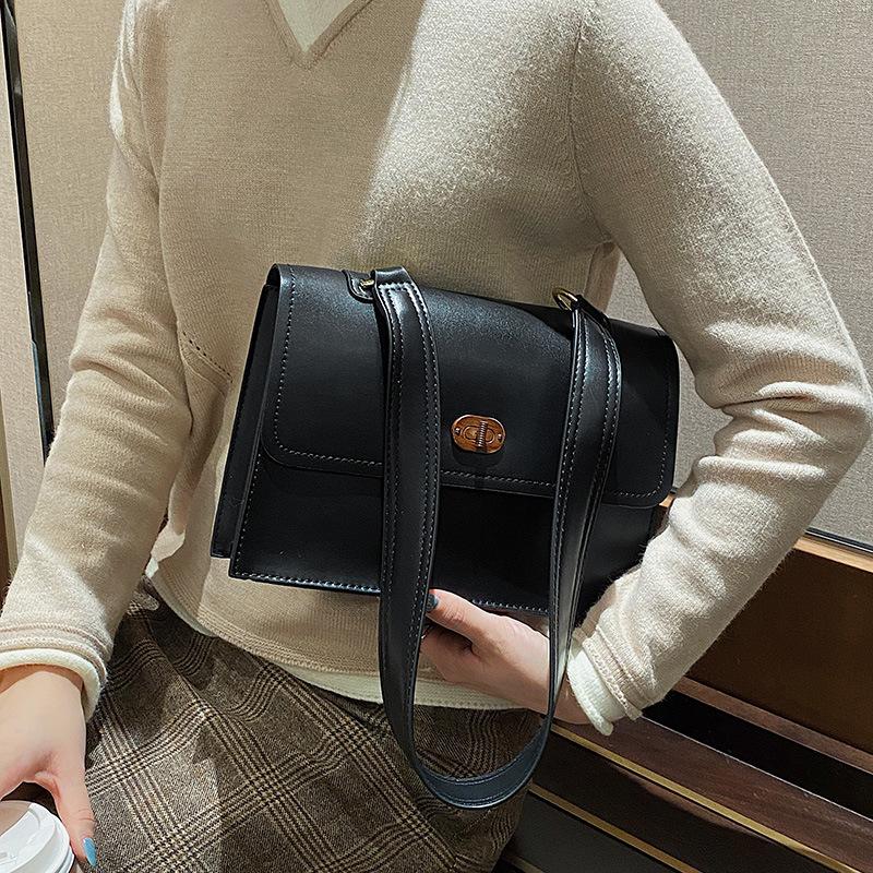 European and American Retro High-quality Handbags 2021 New Texture Single Shoulder Messenger Bag Ladies Fashion Small Square Bag, Black
European and American Retro High-quality Handbags 2021 New Texture Single Shoulder Messenger Bag Ladies Fashion Small Square Bag, Black