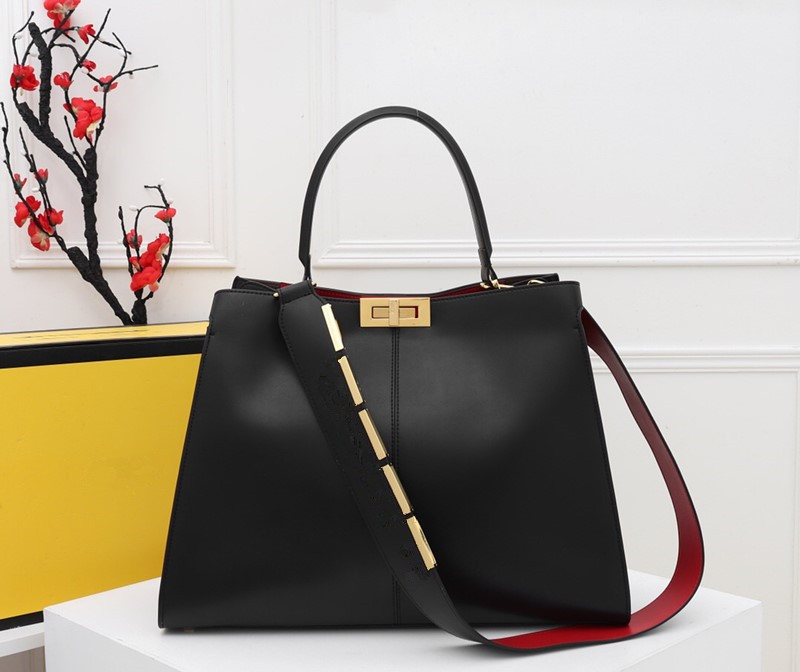 2020 new women designers high quality handbag famous handbag lady backpack cowhide leather shoulder bag free shipping size 43cm, Lo*go
2020 new women designers high quality handbag famous handbag lady backpack cowhide leather shoulder bag free shipping size 43cm, Lo*go