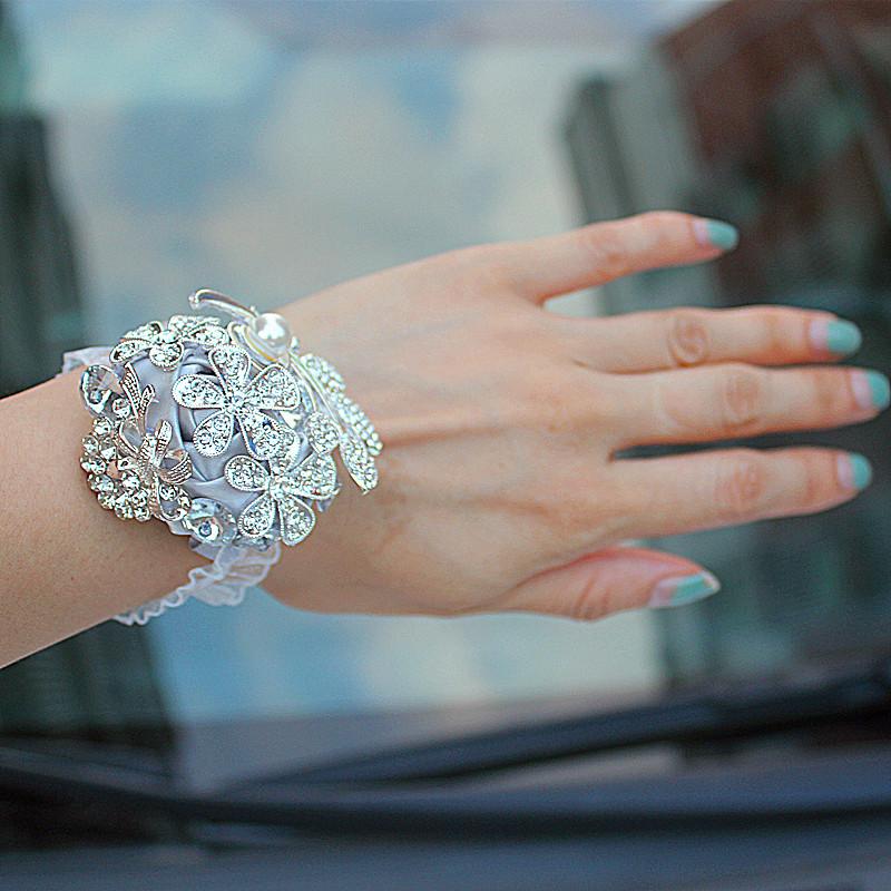 Luxury Handmade Wedding Corsages Bride Bridesmaid Hand Wrist Flower Artificial Flower Ribbon Rose Wedding Prom Party Accessories, Beige
Luxury Handmade Wedding Corsages Bride Bridesmaid Hand Wrist Flower Artificial Flower Ribbon Rose Wedding Prom Party Accessories, Beige