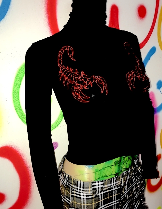 Omighty SCORPION TURTLENECK in black embriodery red block Slim Long Sleeve T Shirt Harajuku Tshirt Y200110
Omighty SCORPION TURTLENECK in black embriodery red block Slim Long Sleeve T Shirt Harajuku Tshirt Y200110