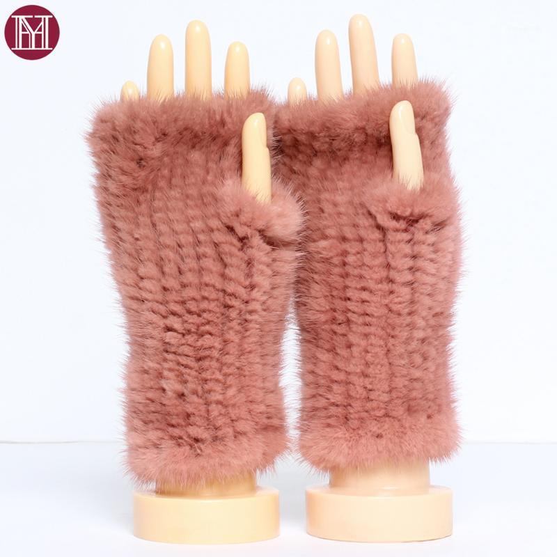 2020 New Winter Women Real Gloves Lady Handmade Knit Natural Gloves Fashion Warm Good Elastic Fur1
2020 New Winter Women Real Gloves Lady Handmade Knit Natural Gloves Fashion Warm Good Elastic Fur1