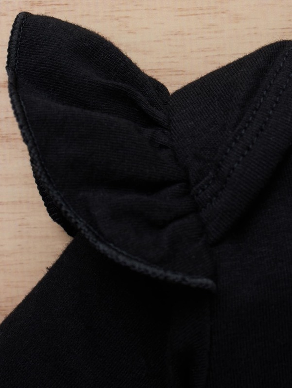 Baby Slogan Graphic Ruffle Trim Bodysuit & Cow Print Belted Pants & Headband SHE