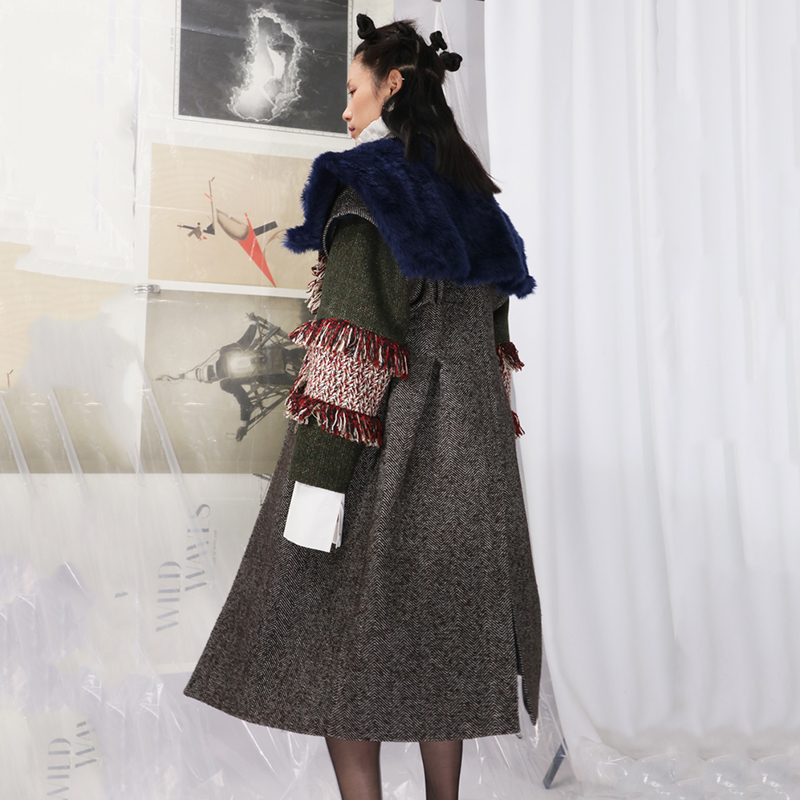 EAM Spring Lapel Long Sleeve Hit Color Fur Tassels Split Joint Long Woolen Coat Women Parkas Fashion JK669 201222